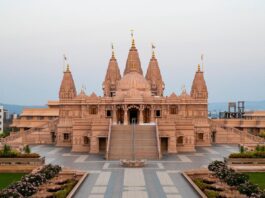 BAPS Shree Swaminarayan Mandir Pune